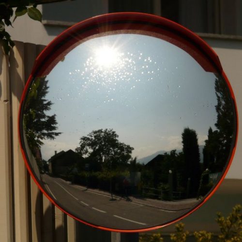 mirror-676_1280